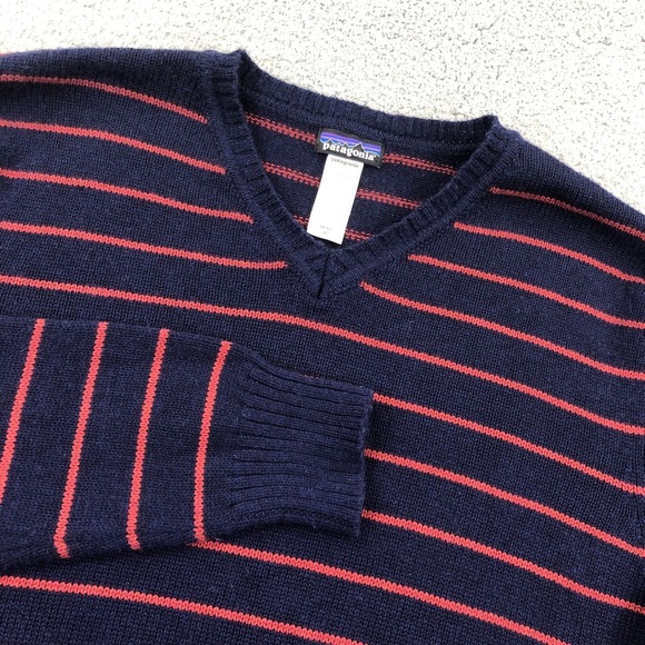 Patagonia Sweater Mens Extra Large Blue Red Stripe Lambswool Knit V Neck Logo